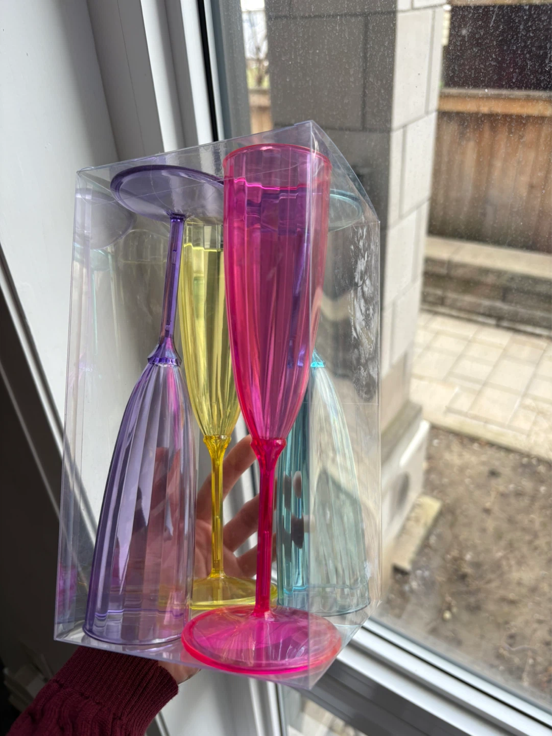 Set of 4 Plastic Champagne Flutes - photo 3