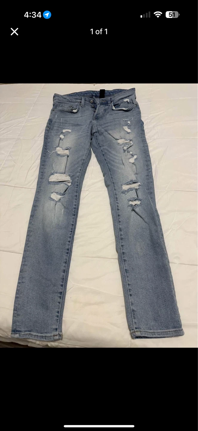 Light Wash Ripped Denim Jeans