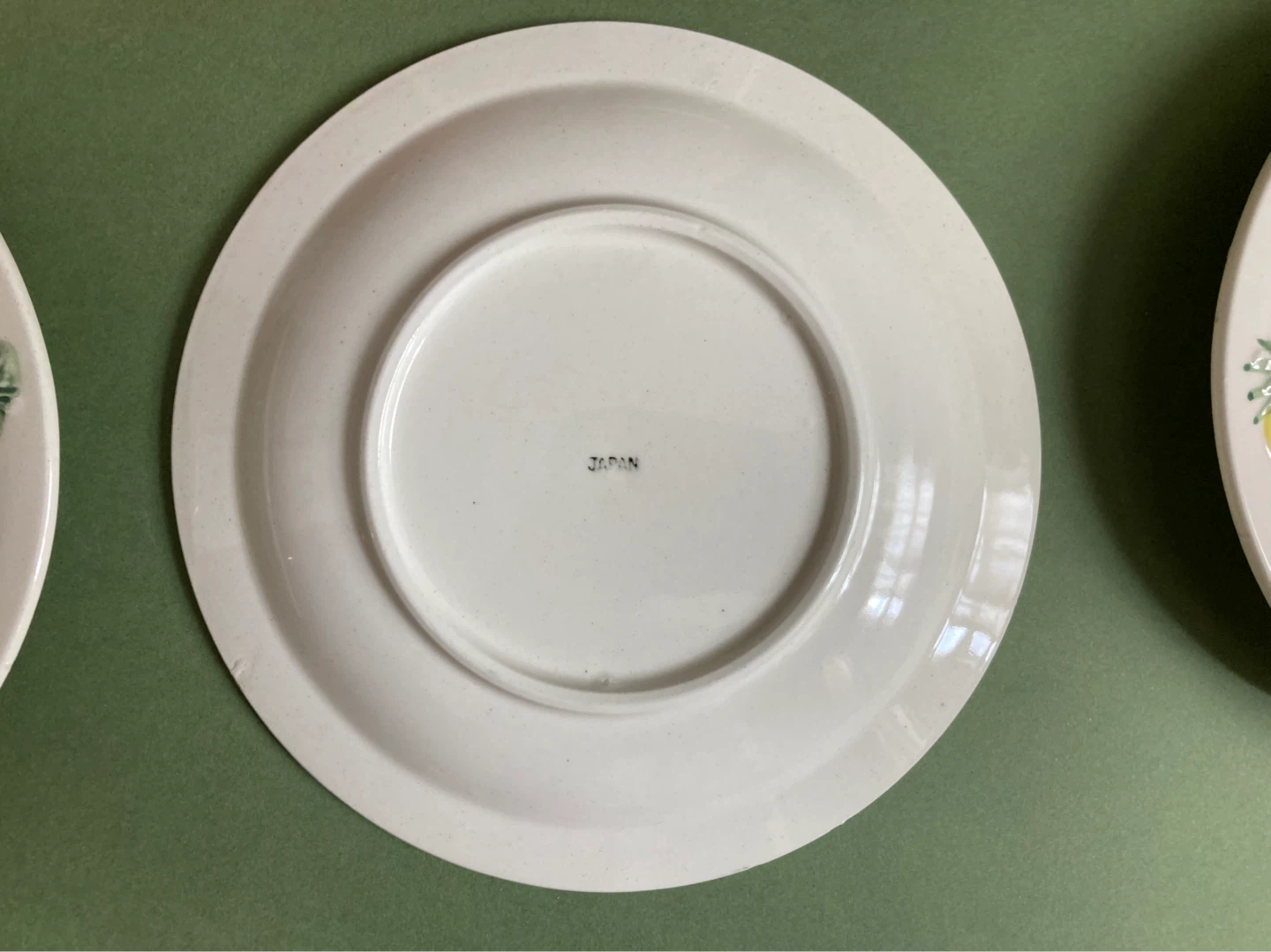 Set of 8 Vintage MCM Salad/Appetizer Plates - photo 5