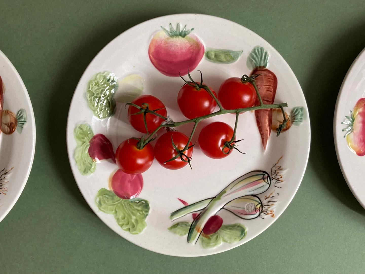 Set of 8 Vintage MCM Salad/Appetizer Plates - photo 4