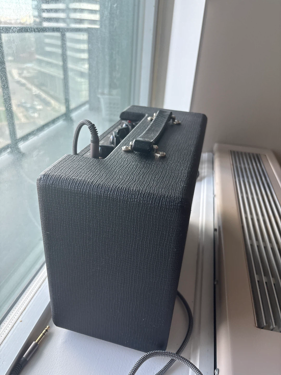 VOX Guitar Amplifier - photo 2