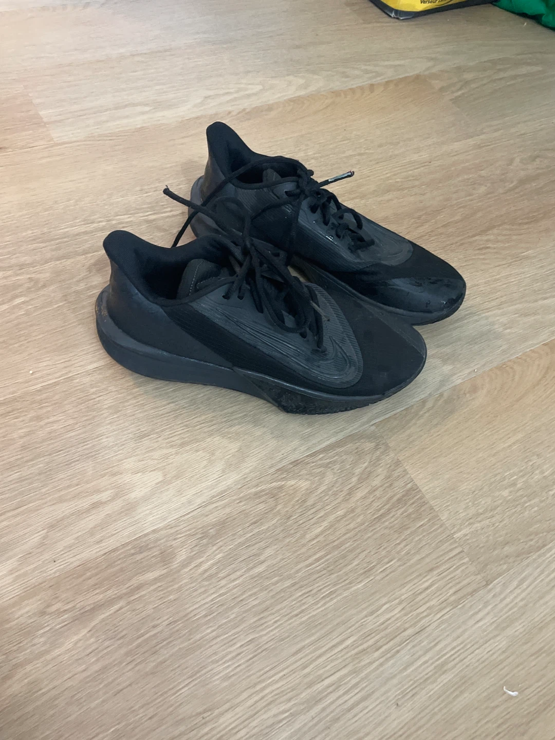 Nike Men's Running Shoes - Black - US Size 8