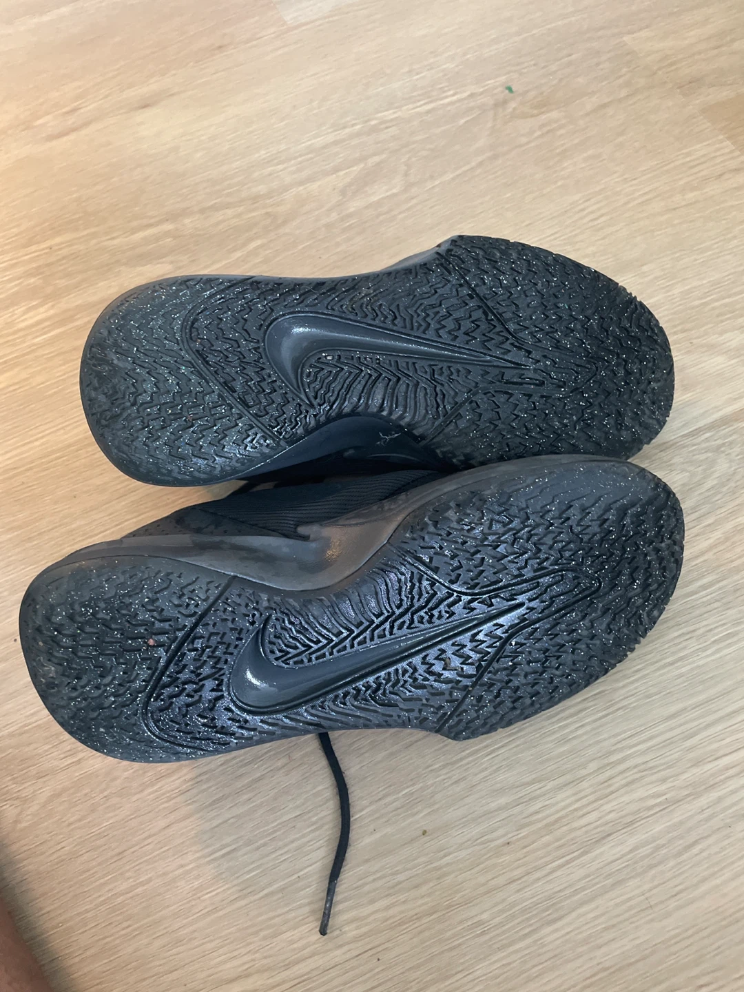 Nike Men's Running Shoes - Black - US Size 8 - photo 2