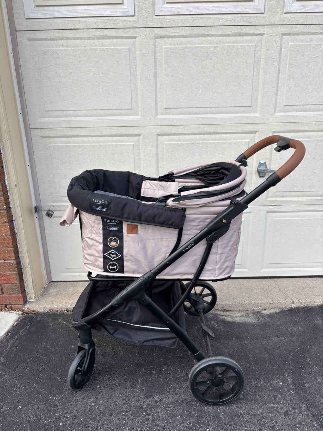 Fikago Pet Stroller with mushroom pillow and Multi-function pad