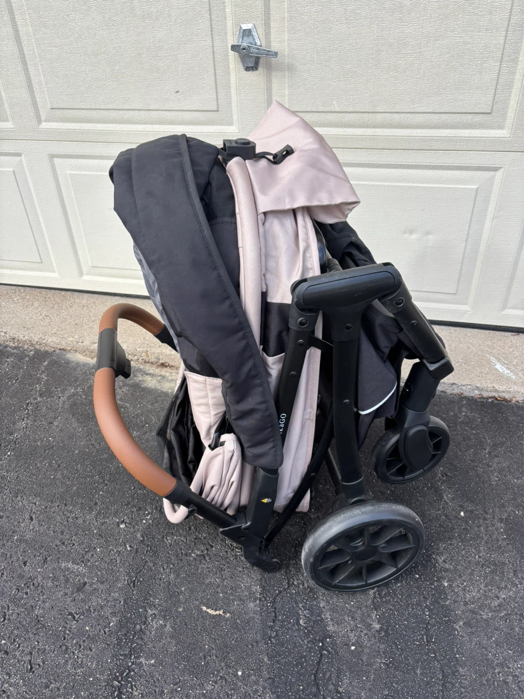 Fikago Pet Stroller with mushroom pillow and Multi-function pad - photo 4