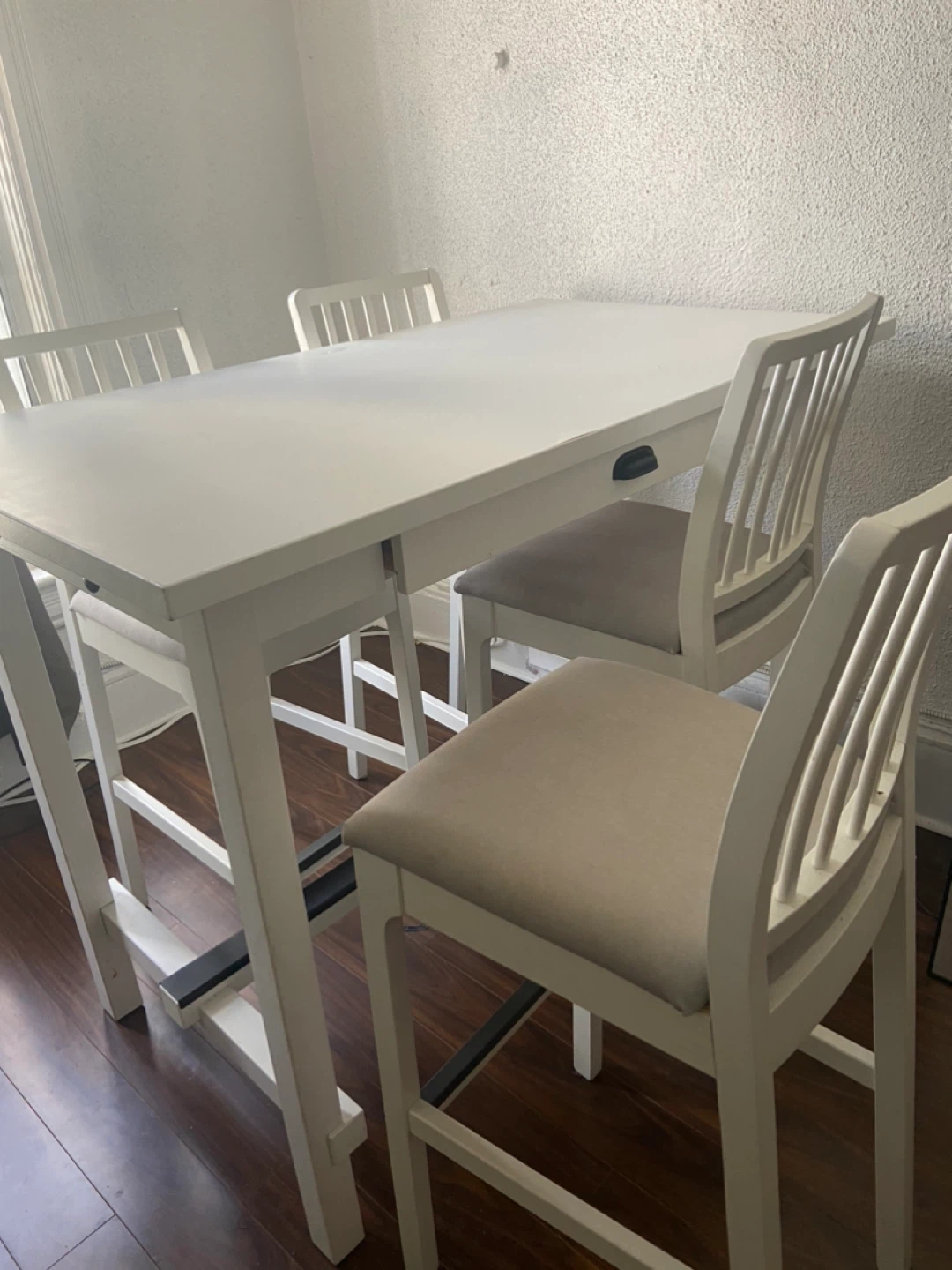 White Counter Height Table with 4 Chairs