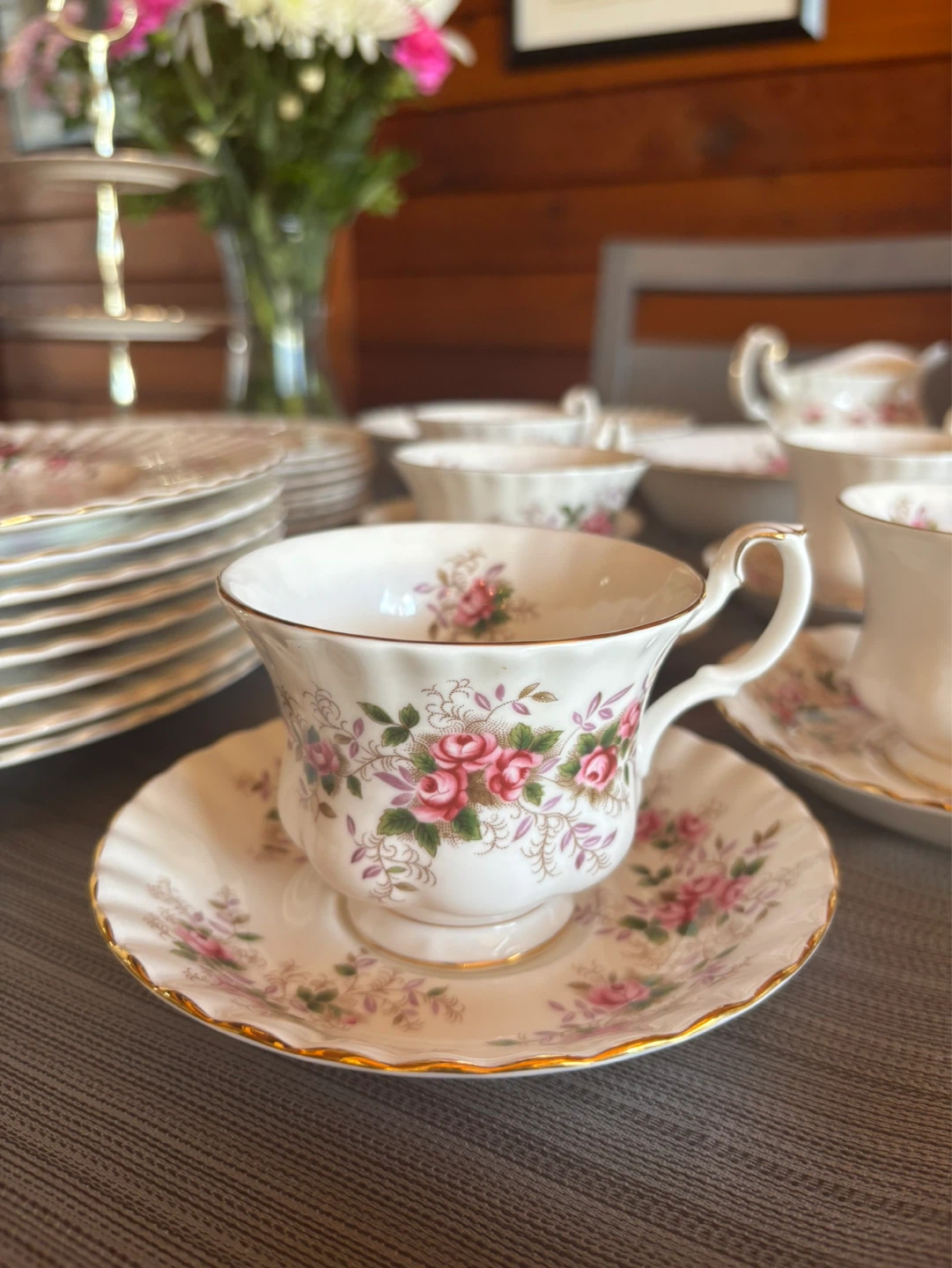 Royal Albert Lavender Rose China 8 Piece Setting - photo 4
