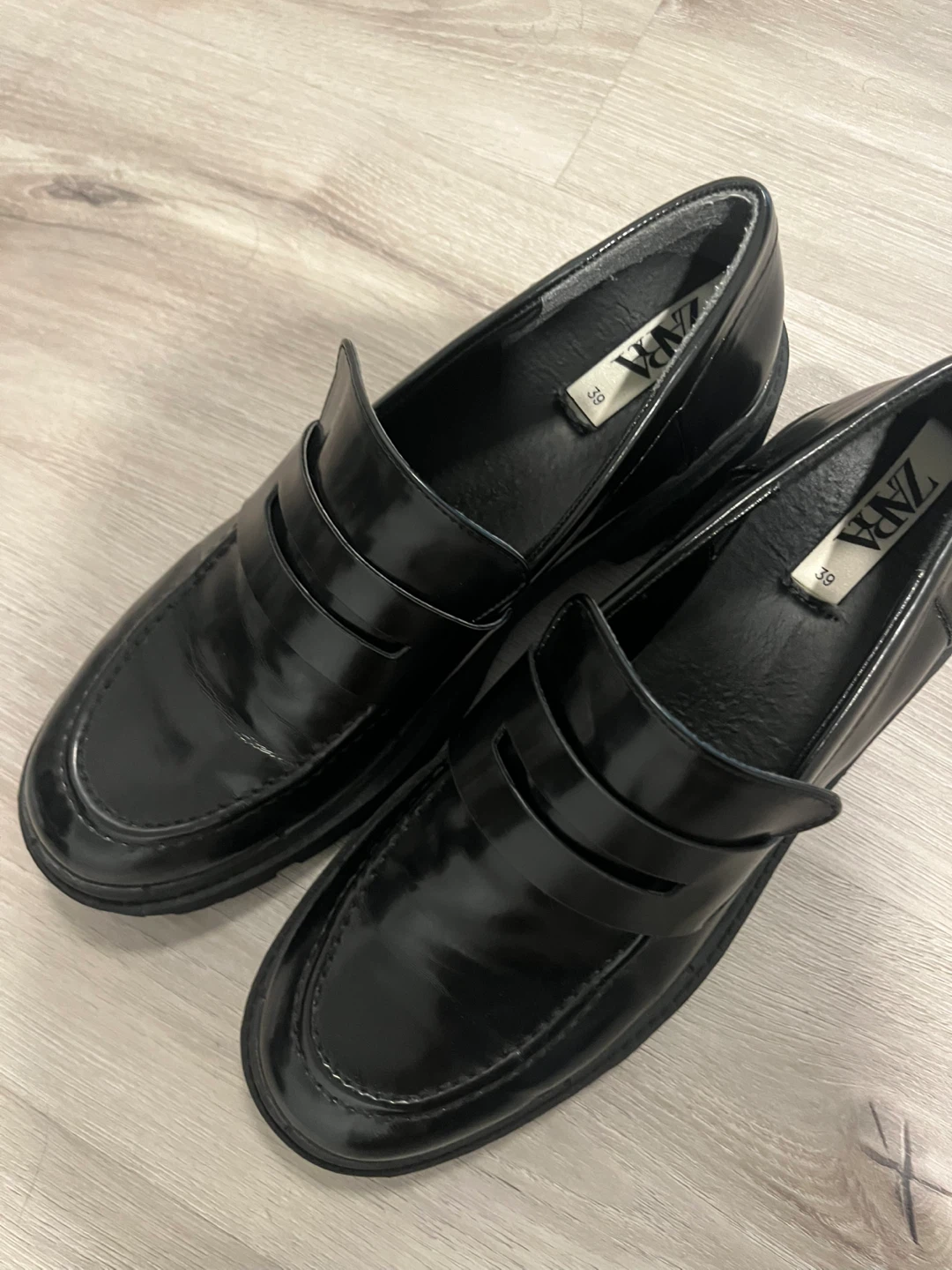 Zara Black Patent Platform Loafers Size 39 - photo 3
