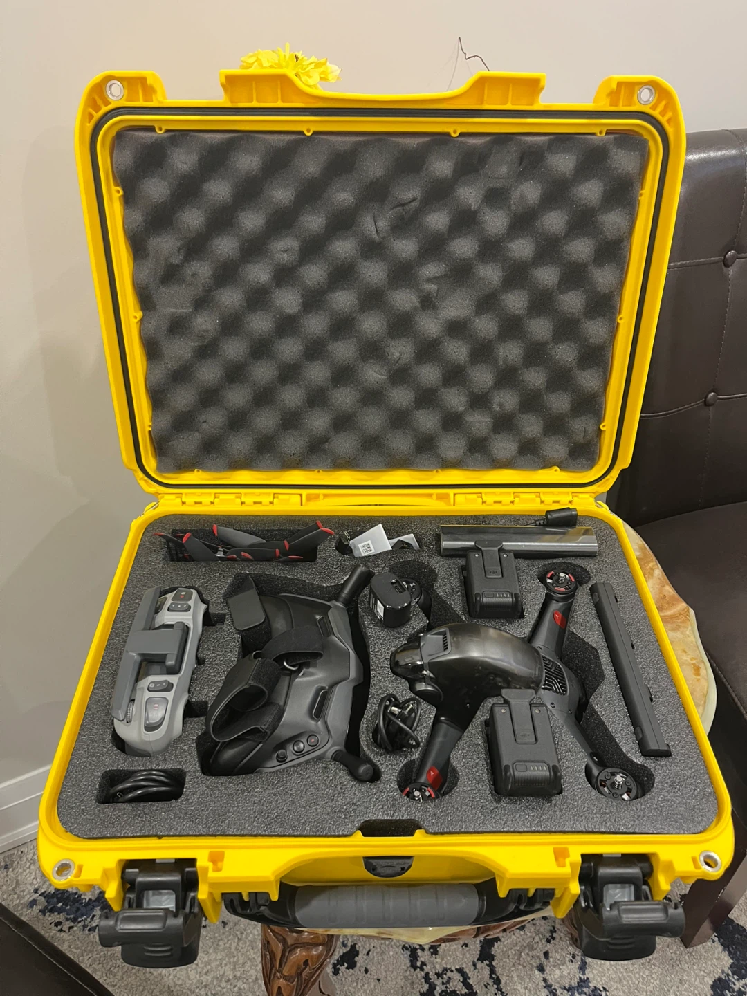 DJI FPV Combo + DJI FPV Fly more Kit