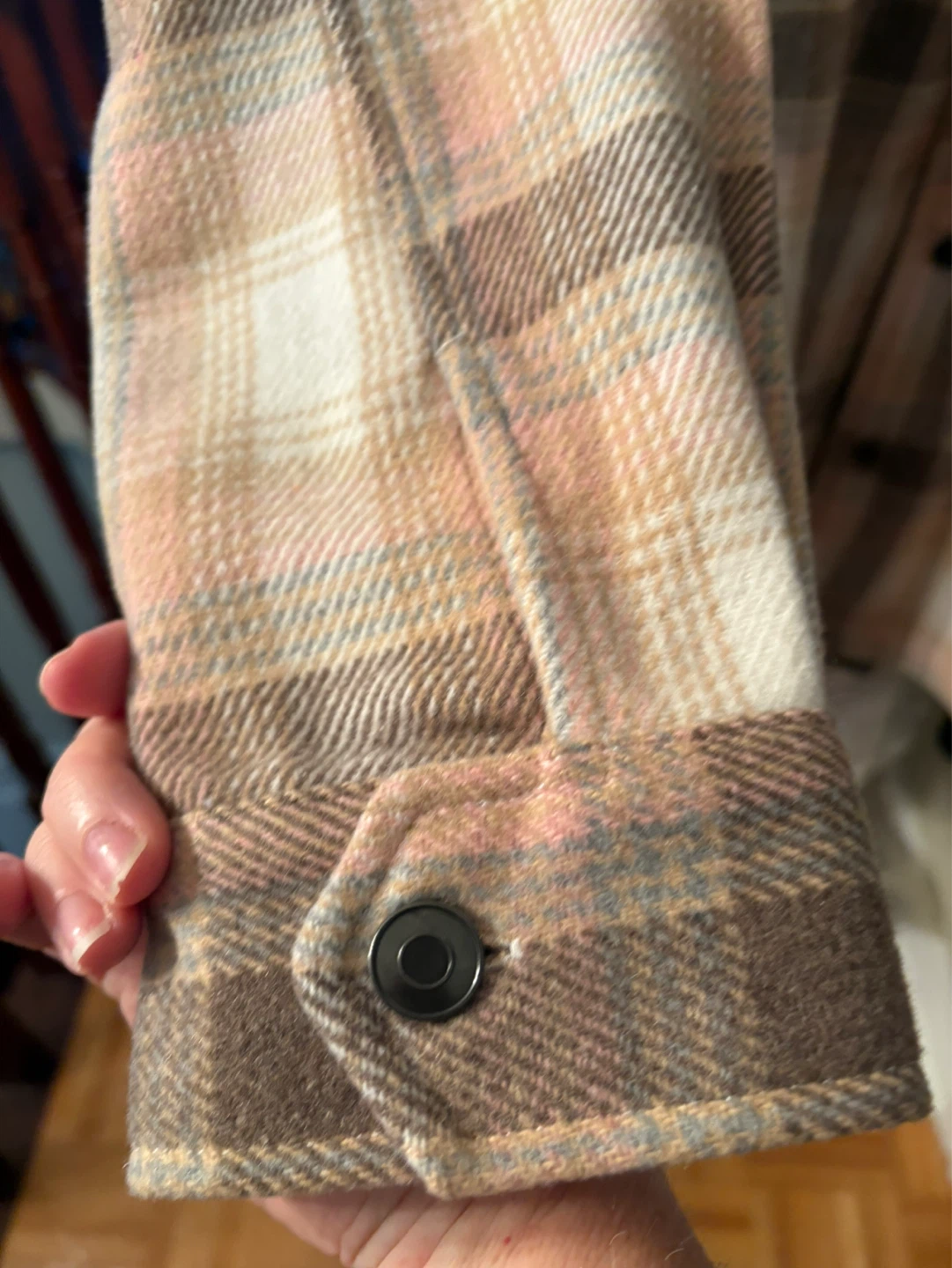 GG JEANS Plaid Flannel Shacket- Size L - photo 3
