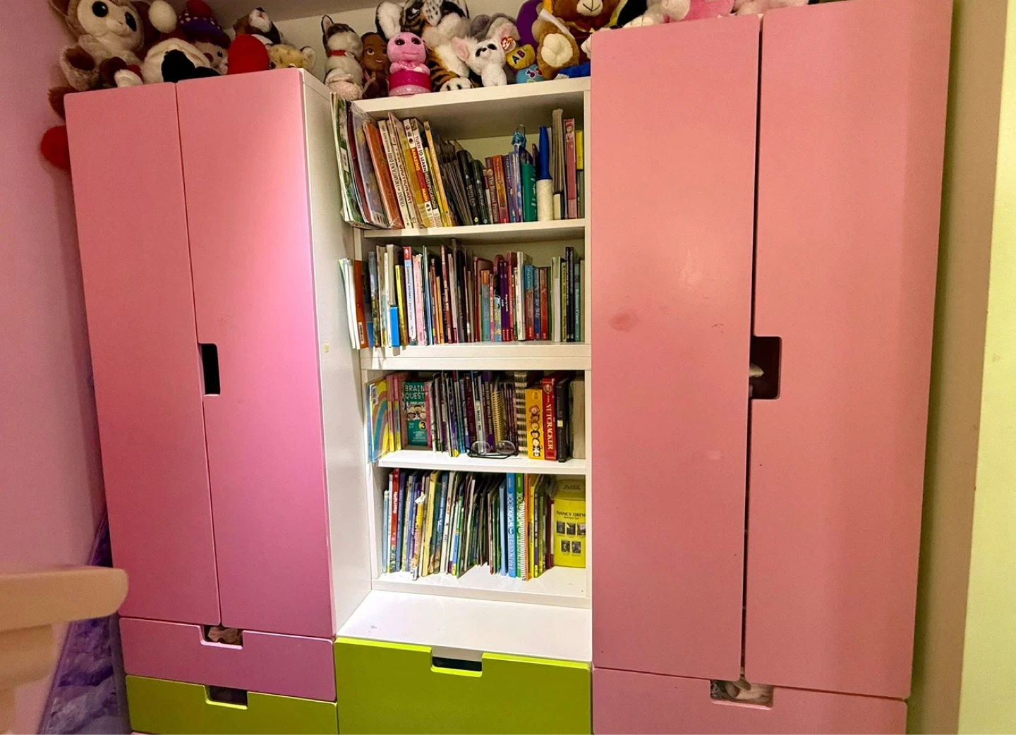 IMEA Storage Unit with Shelves and Drawers