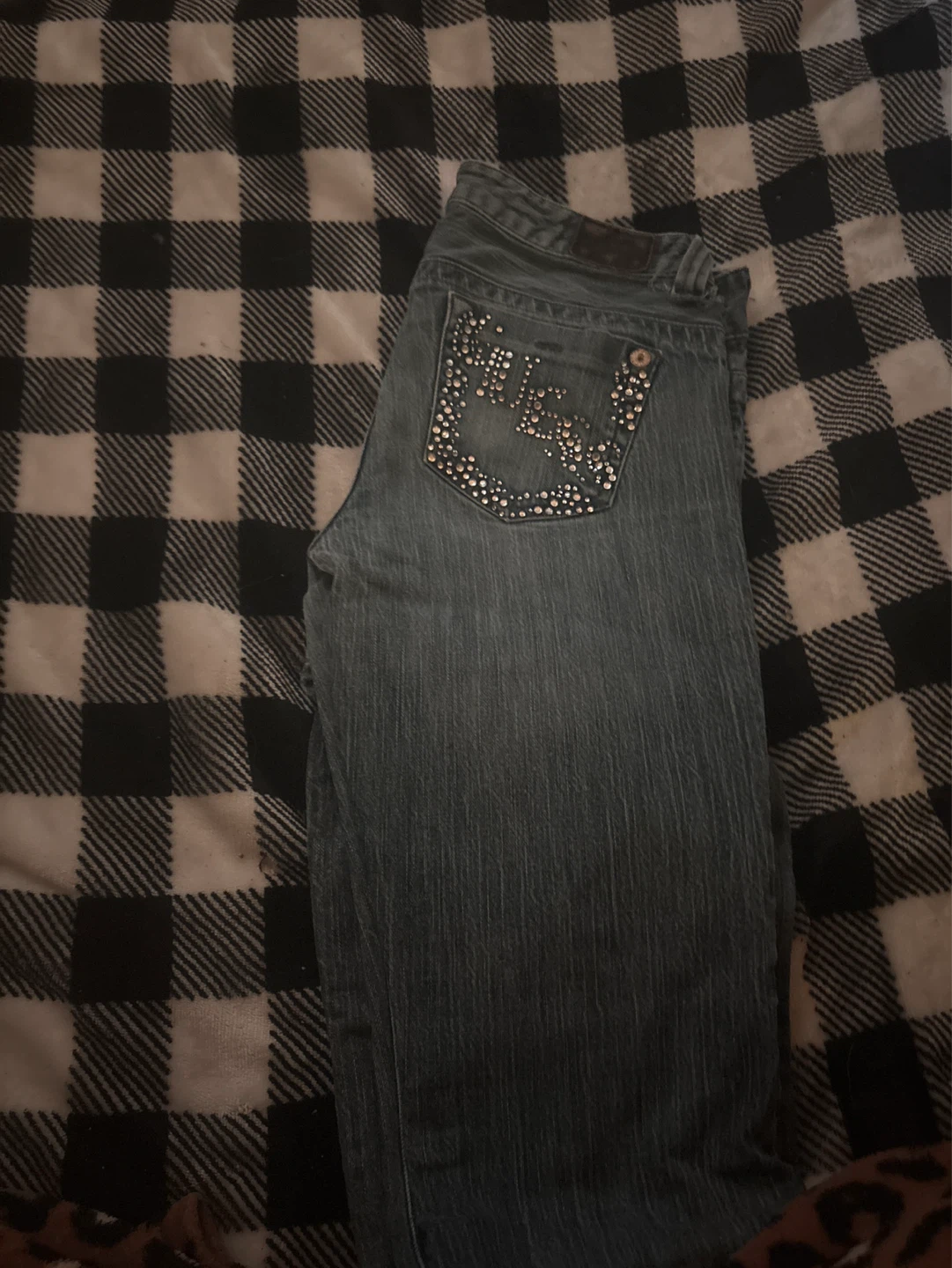 Women's Blue Jeans with Rhinestone Pocket Detail