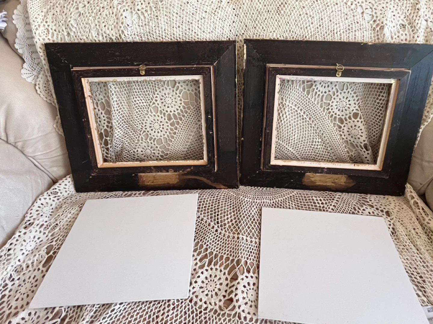 Vintage Solid Wood Painting Frames, Gold and Black, pair - photo 5