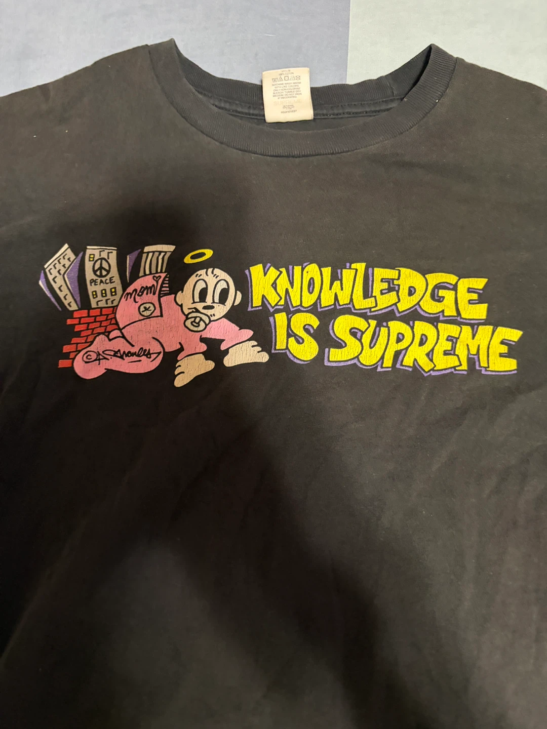 Supreme "Knowledge Is Supreme" T-Shirt - Medium