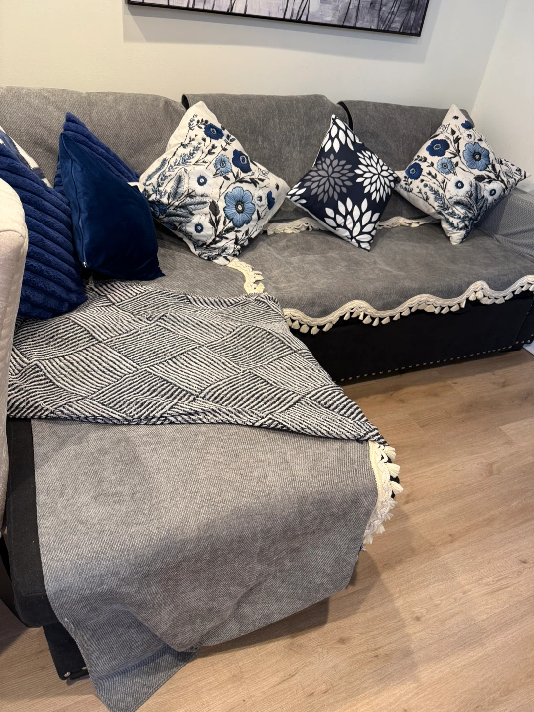 L-Shaped Sofa Bed with Storage & Cup Holders - photo 3