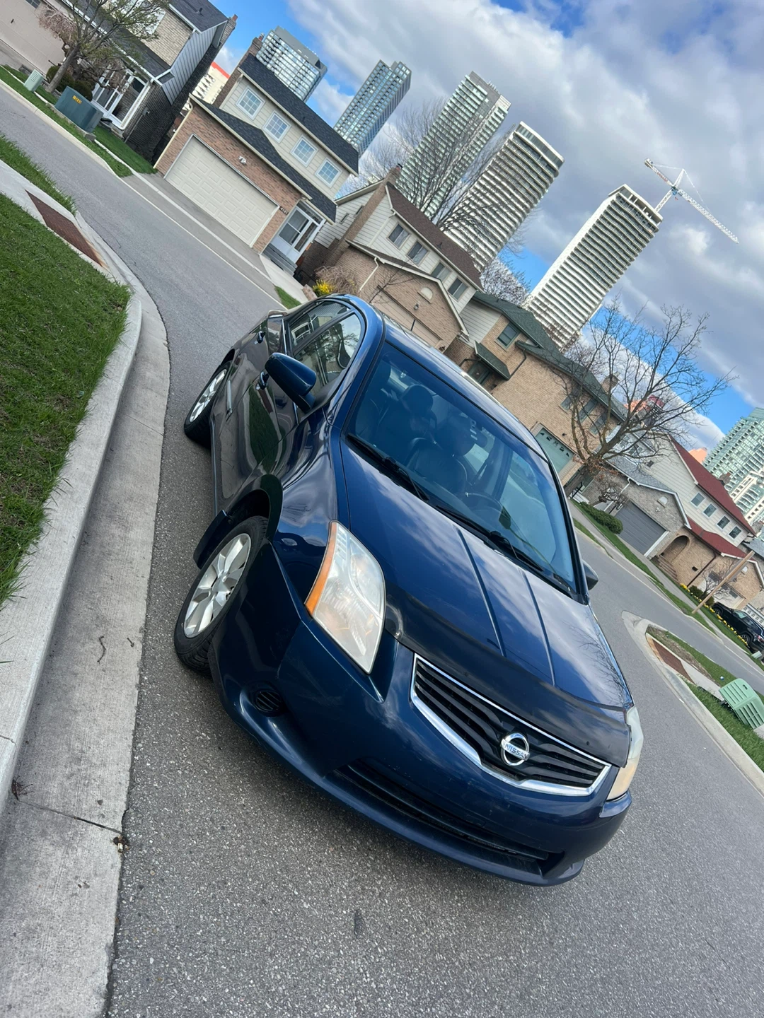 Dark Blue Nissan Sentra Sedan 2012 - photo 2
