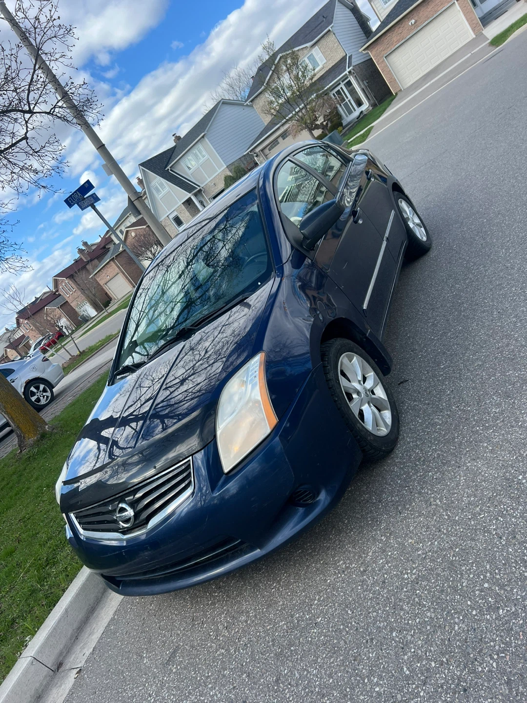 Dark Blue Nissan Sentra Sedan 2012 - photo 3