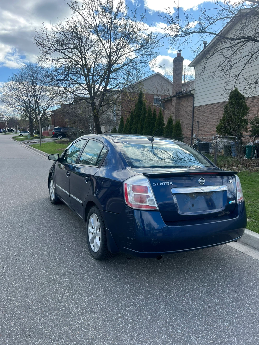 Dark Blue Nissan Sentra Sedan 2012 - photo 5