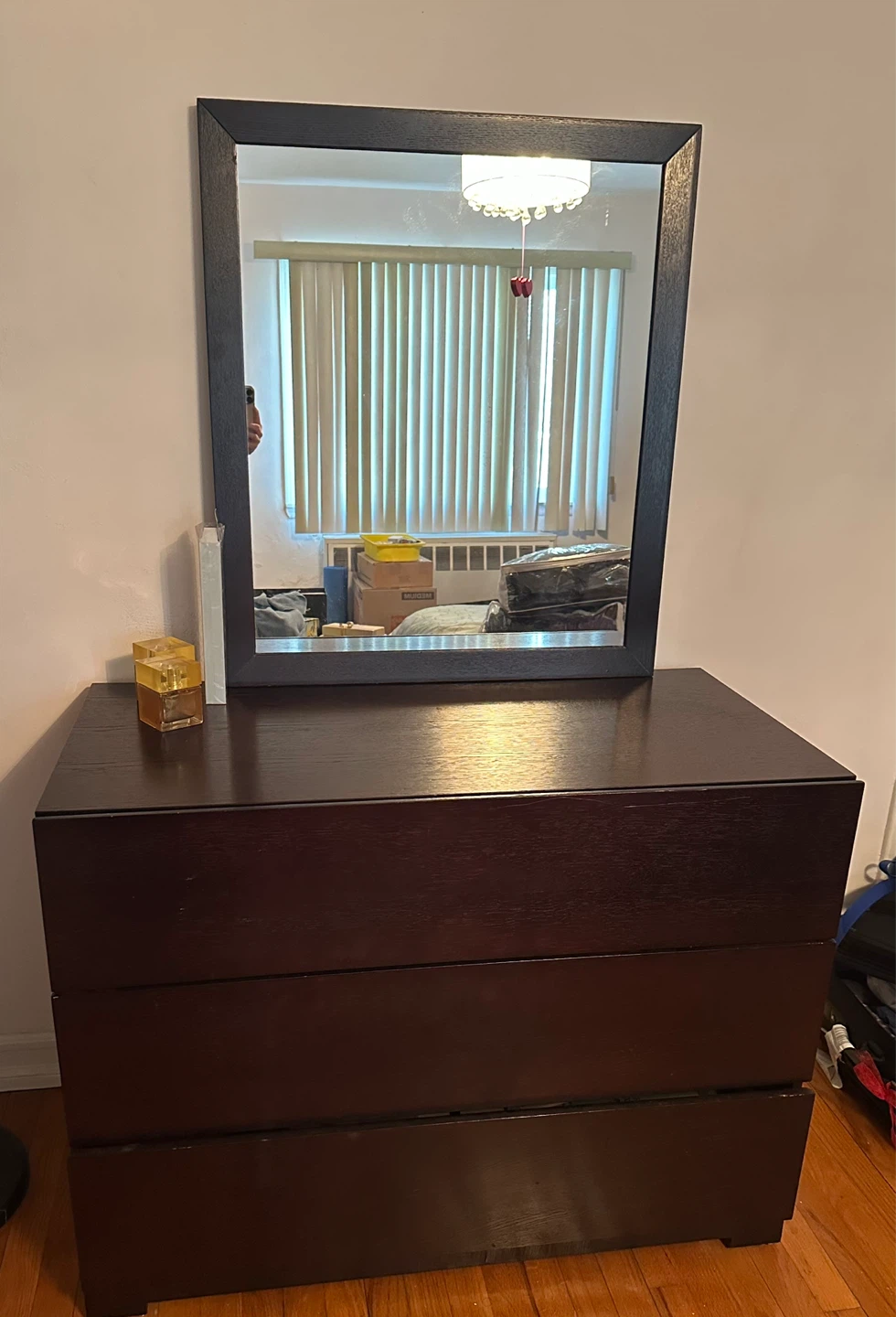 Dark Wood Platform Bed Frame, 2 nightstands - photo 2