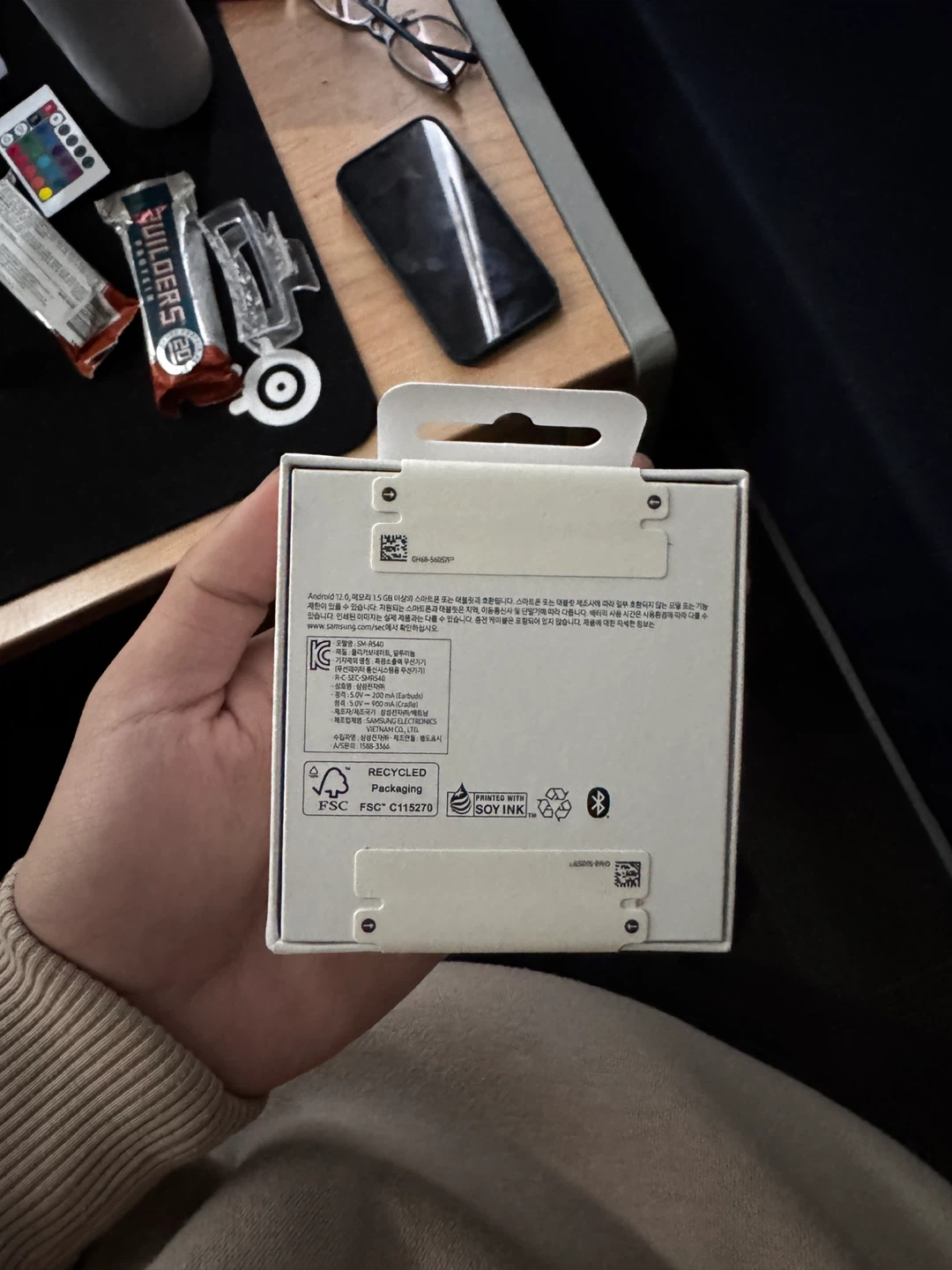 Samsung buds 4 - photo 2