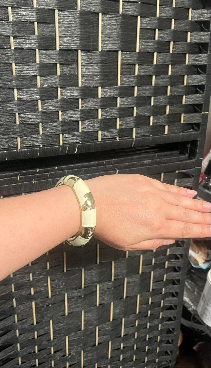 Cream and Gold Tone Hinged Bangle Bracelet