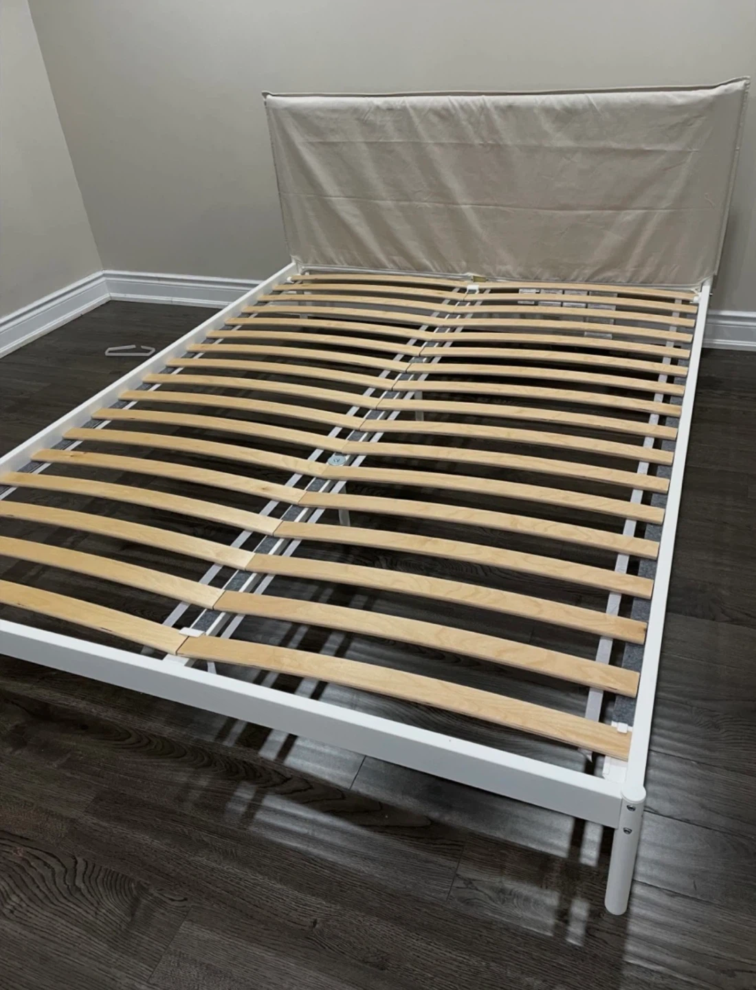 Brand new Queen Size bed frame - photo 2