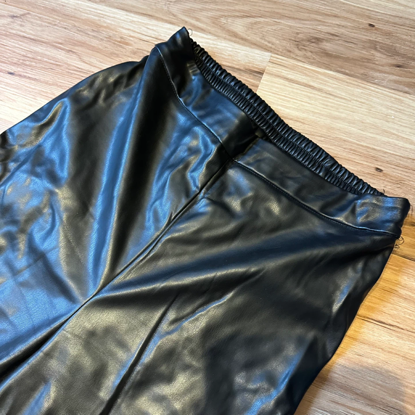 Stump & Co Black Faux Leather Wide Leg Pants Size S - photo 3