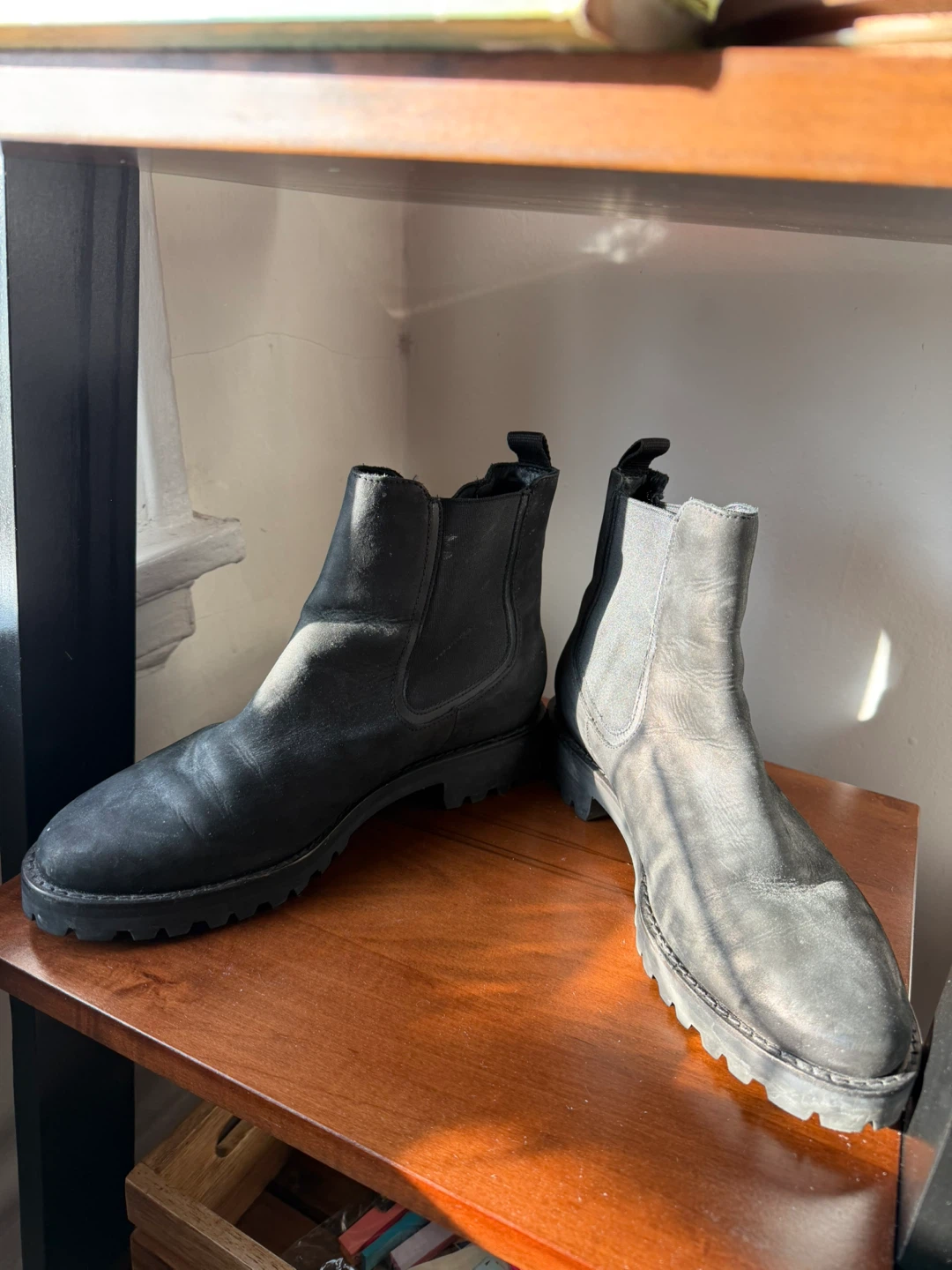 Black Leather Chelsea Boots - photo 2