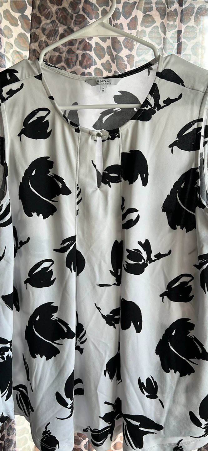 Alfred Sung White & Black Floral Sleeveless Top - Size M - photo 2