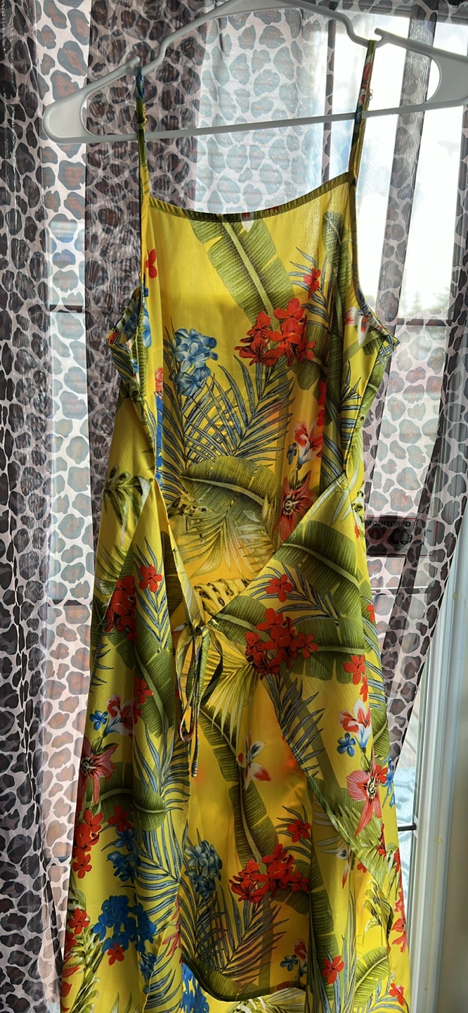 Solitaire Yellow Tropical Print Maxi Dress - photo 2