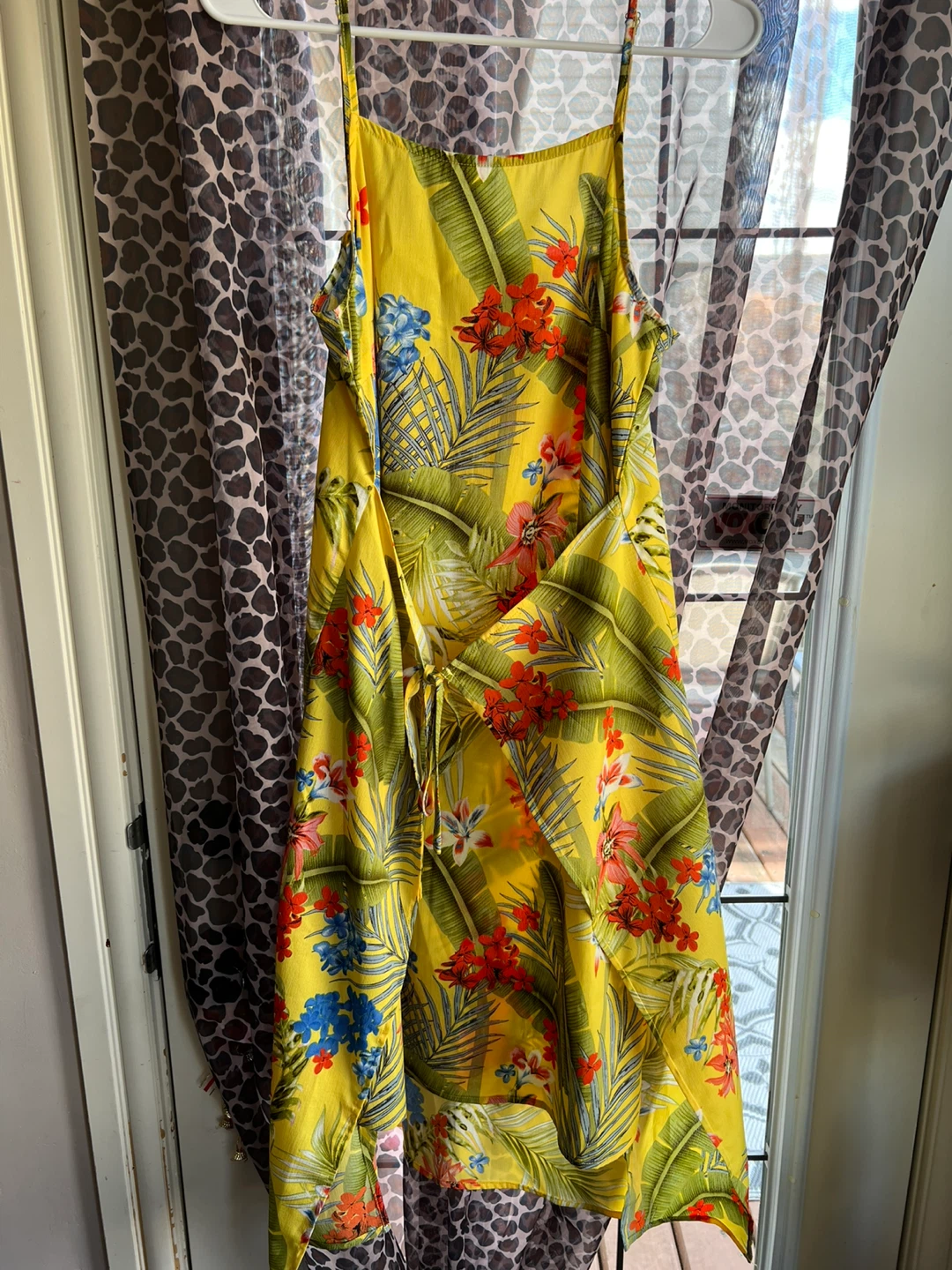 Solitaire Yellow Tropical Print Maxi Dress - photo 5