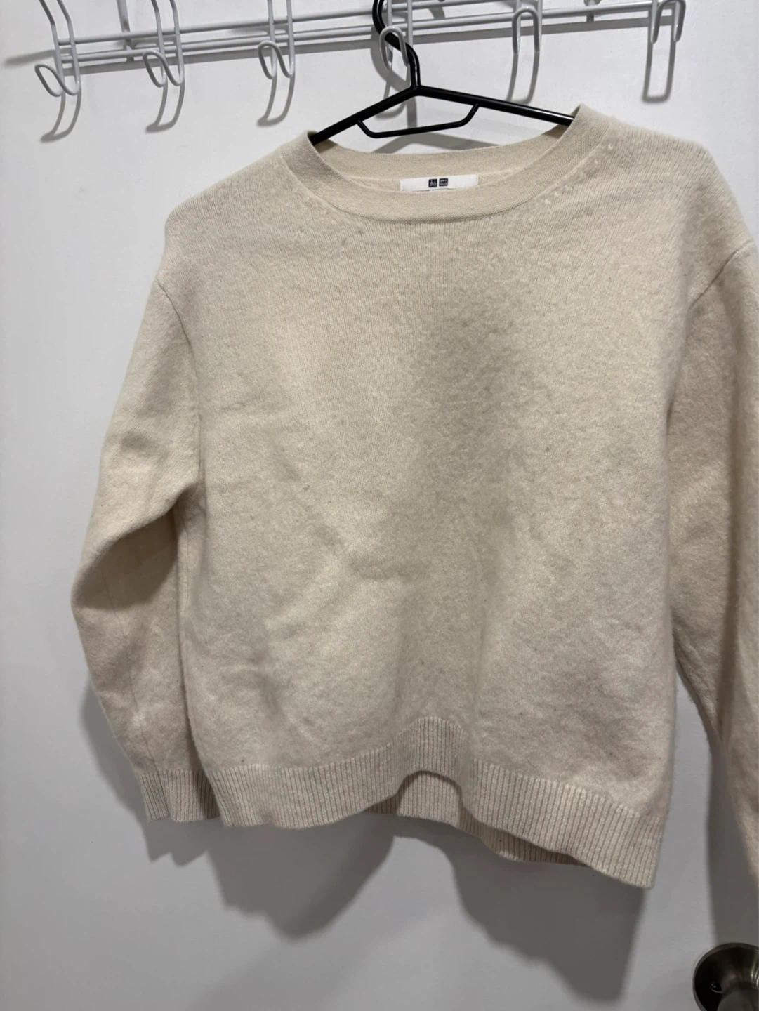 Uniqlo Crewneck Sweater - Cream - photo 2