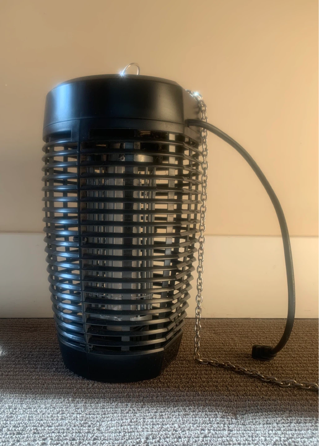 Black Electric Bug Zapper with Chain - photo 3