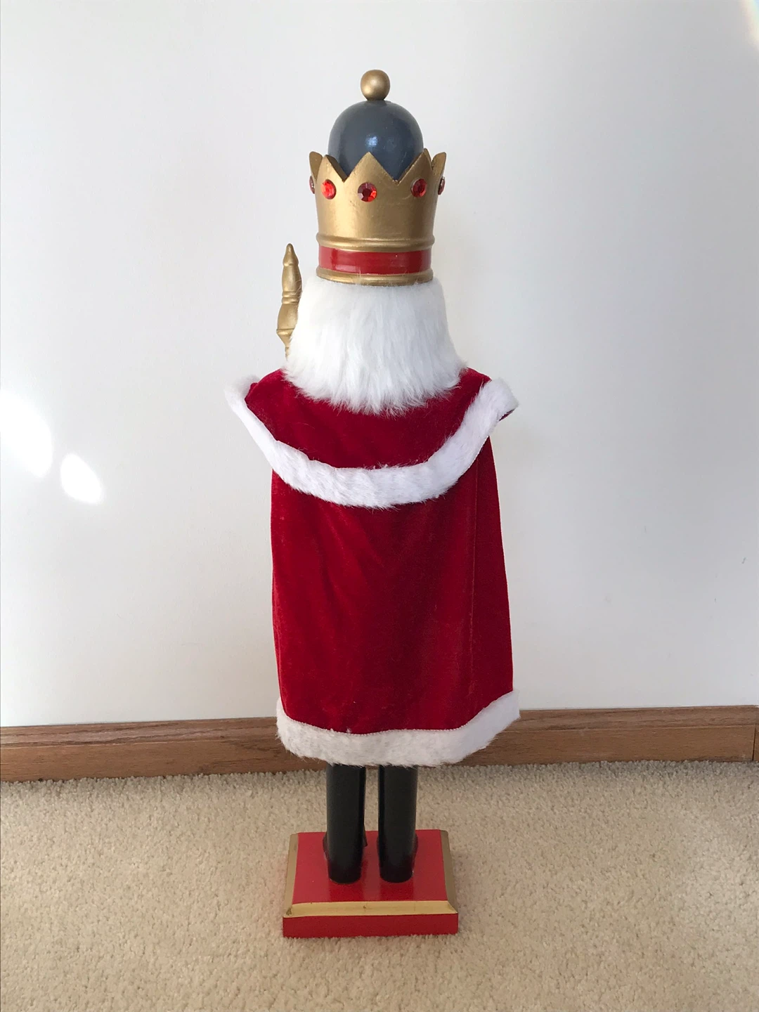 24” King Nutcracker with Crown and Scepter - photo 3