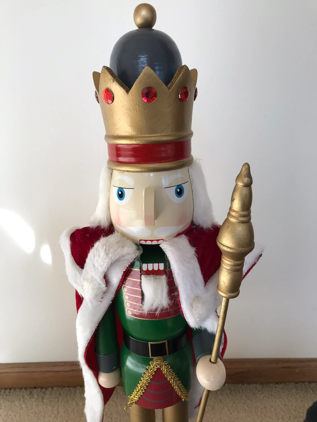 24” King Nutcracker with Crown and Scepter - photo 5