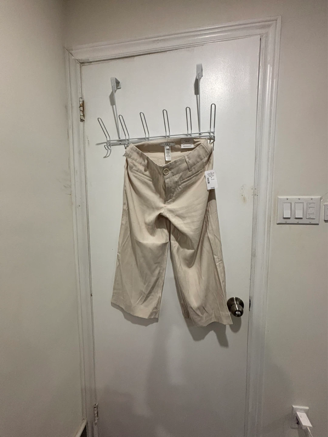 Cleo Beige Cropped Pants - photo 2