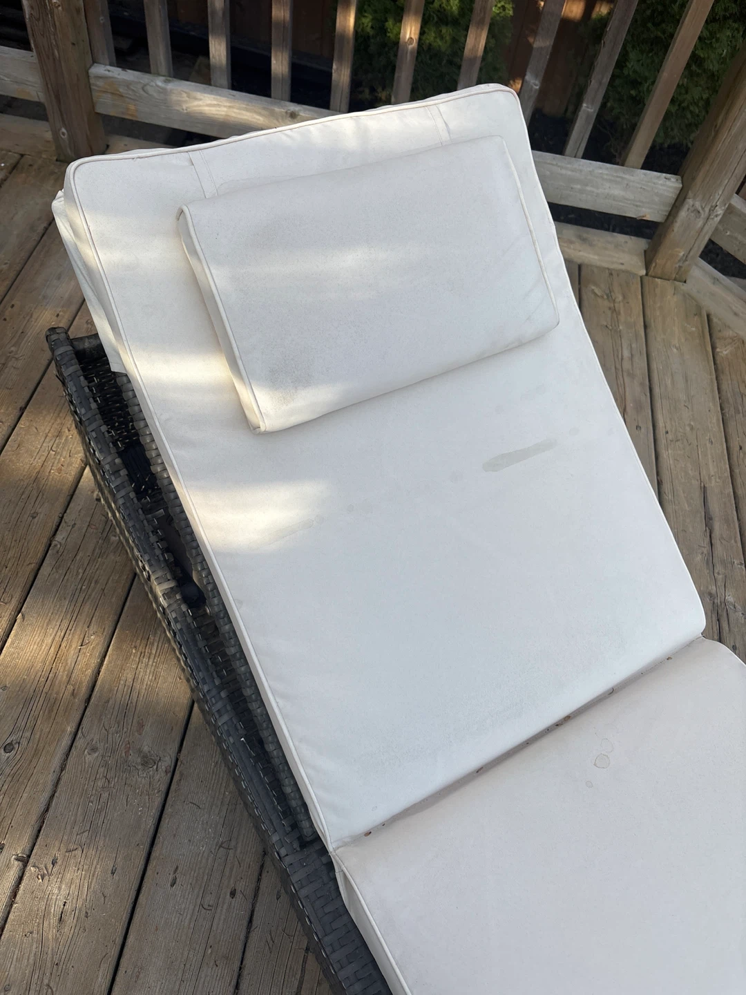 Wicker Lounge Chair with White Cushions - photo 2