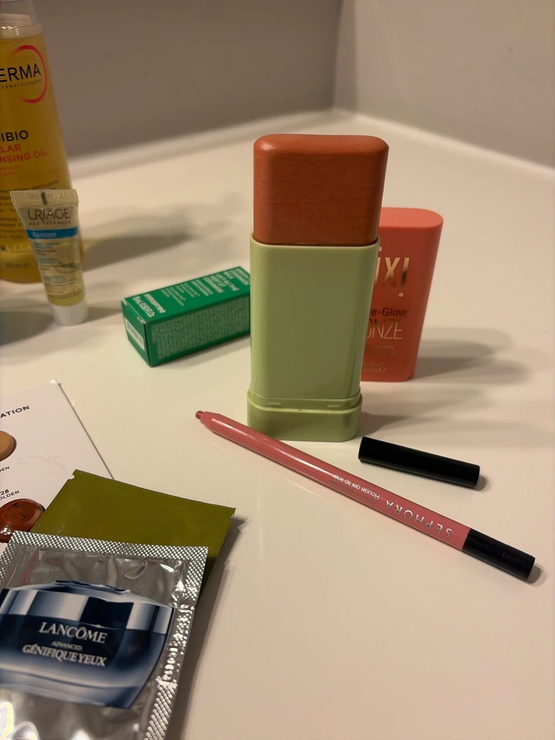 Assorted Skincare and Makeup Lot - photo 4