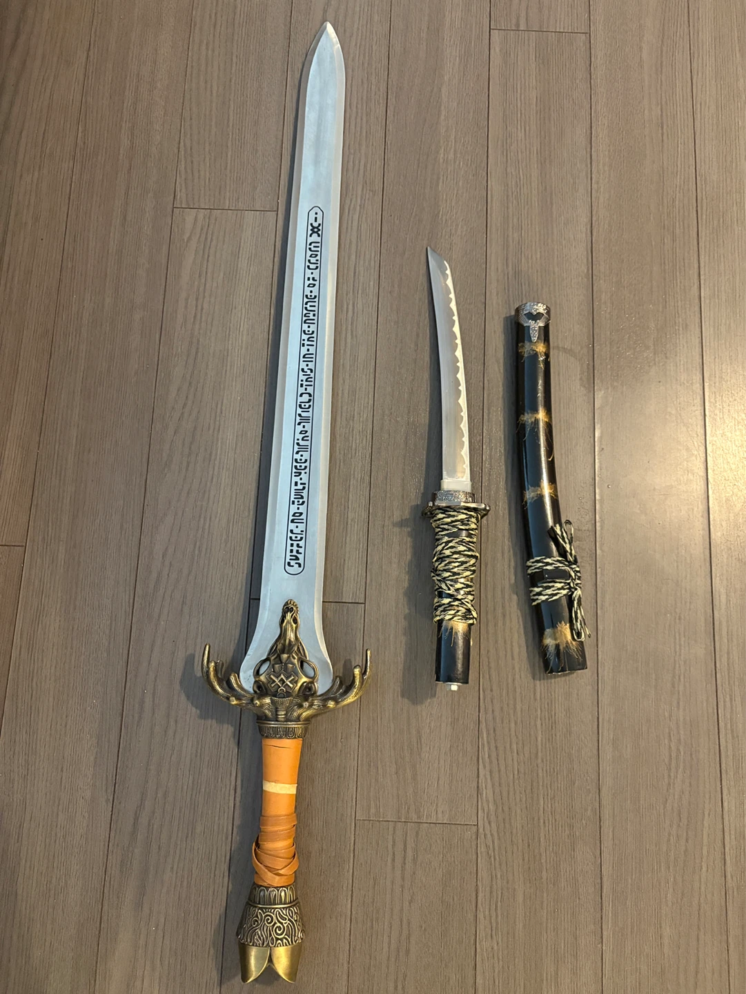 Decorative Fantasy Sword & Japanese Tanto (Dull Blades)