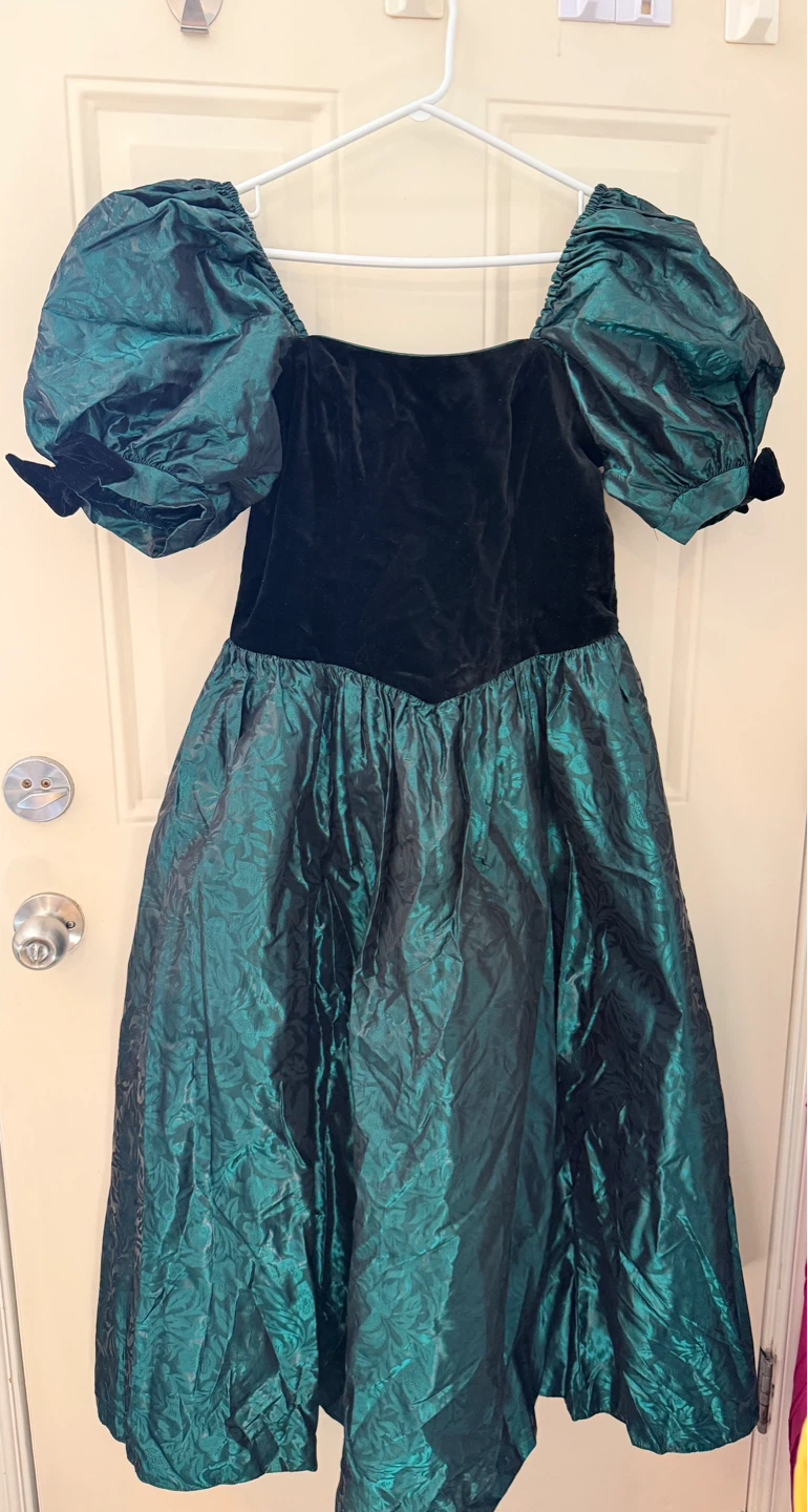 Emerald Green Velour & Taffeta Dress. Size M/L - photo 3