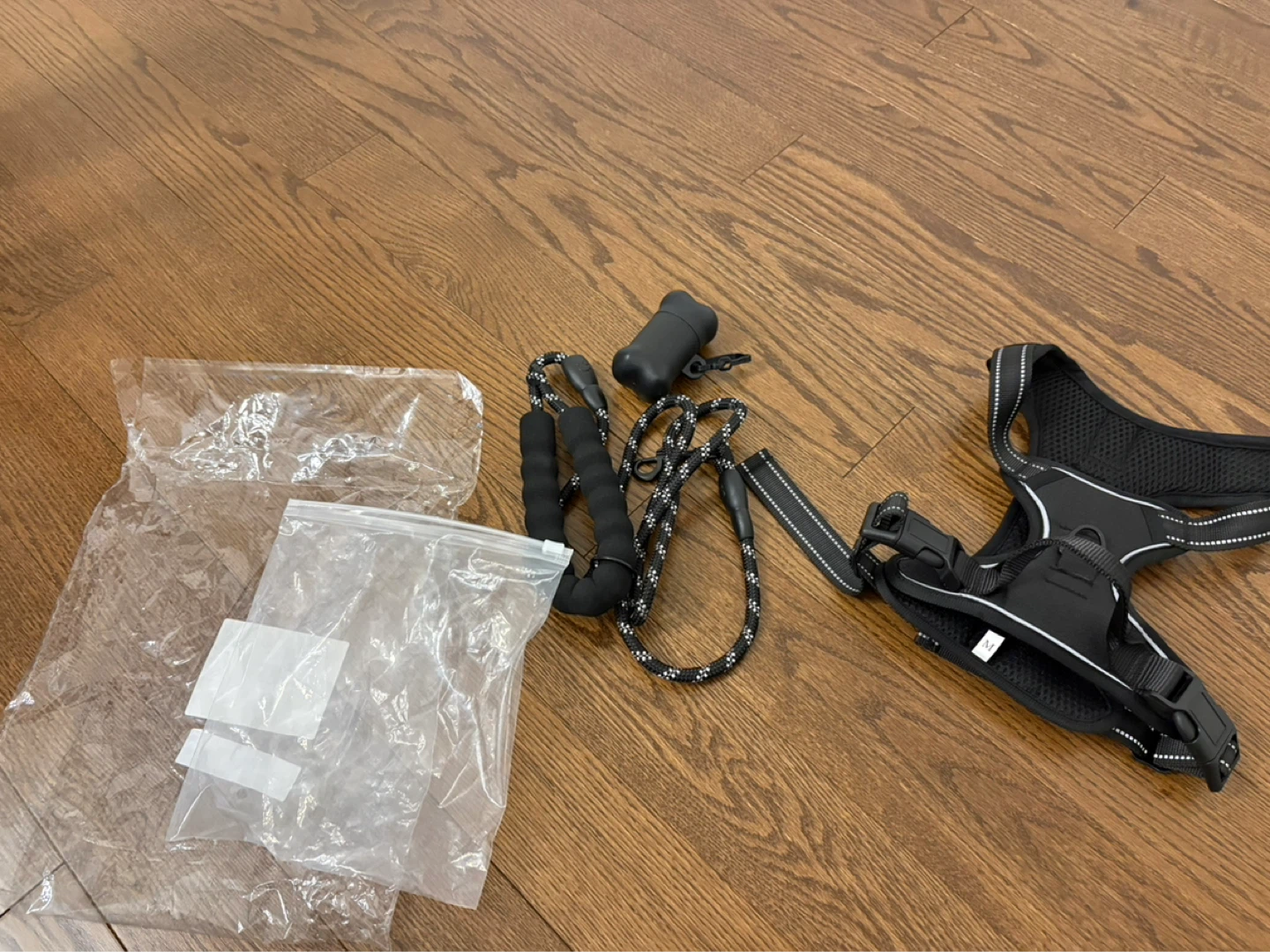 Black Dog Harness with Leash and Poop Bag Dispenser - Size M - photo 2