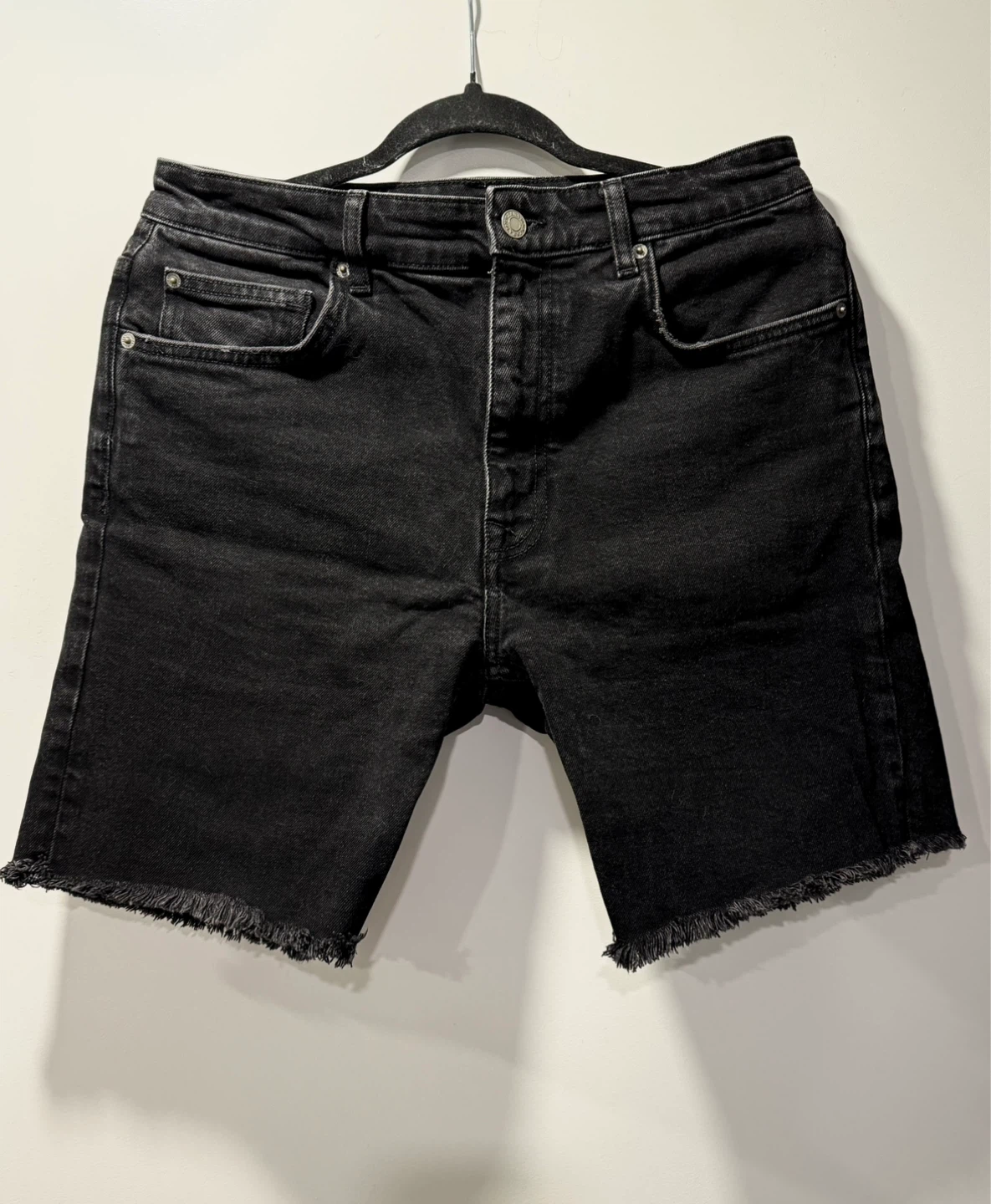 Zara Black Denim Shorts Size 31