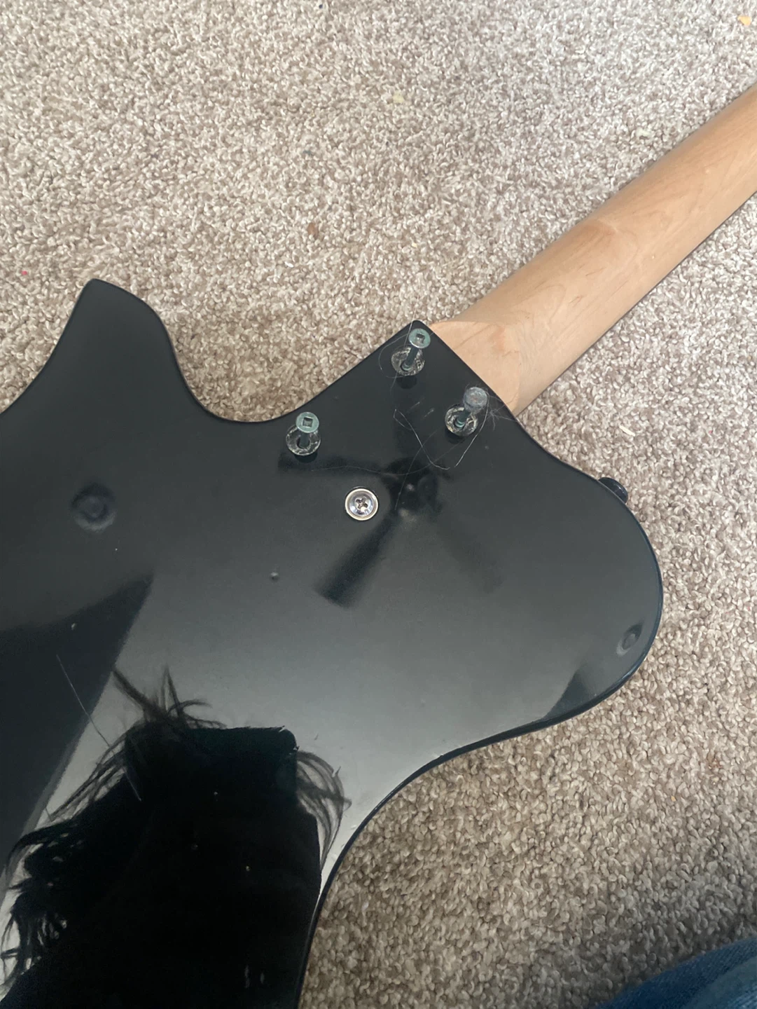 Black Electric Guitar - photo 3