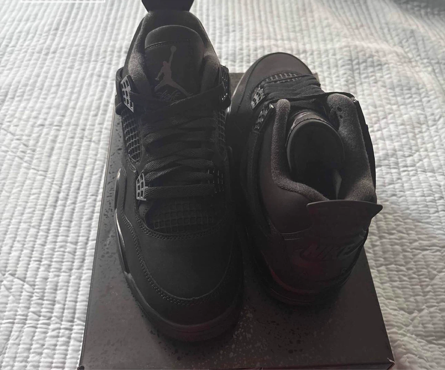 Air Jordan 4 Retro black- Size 8 US