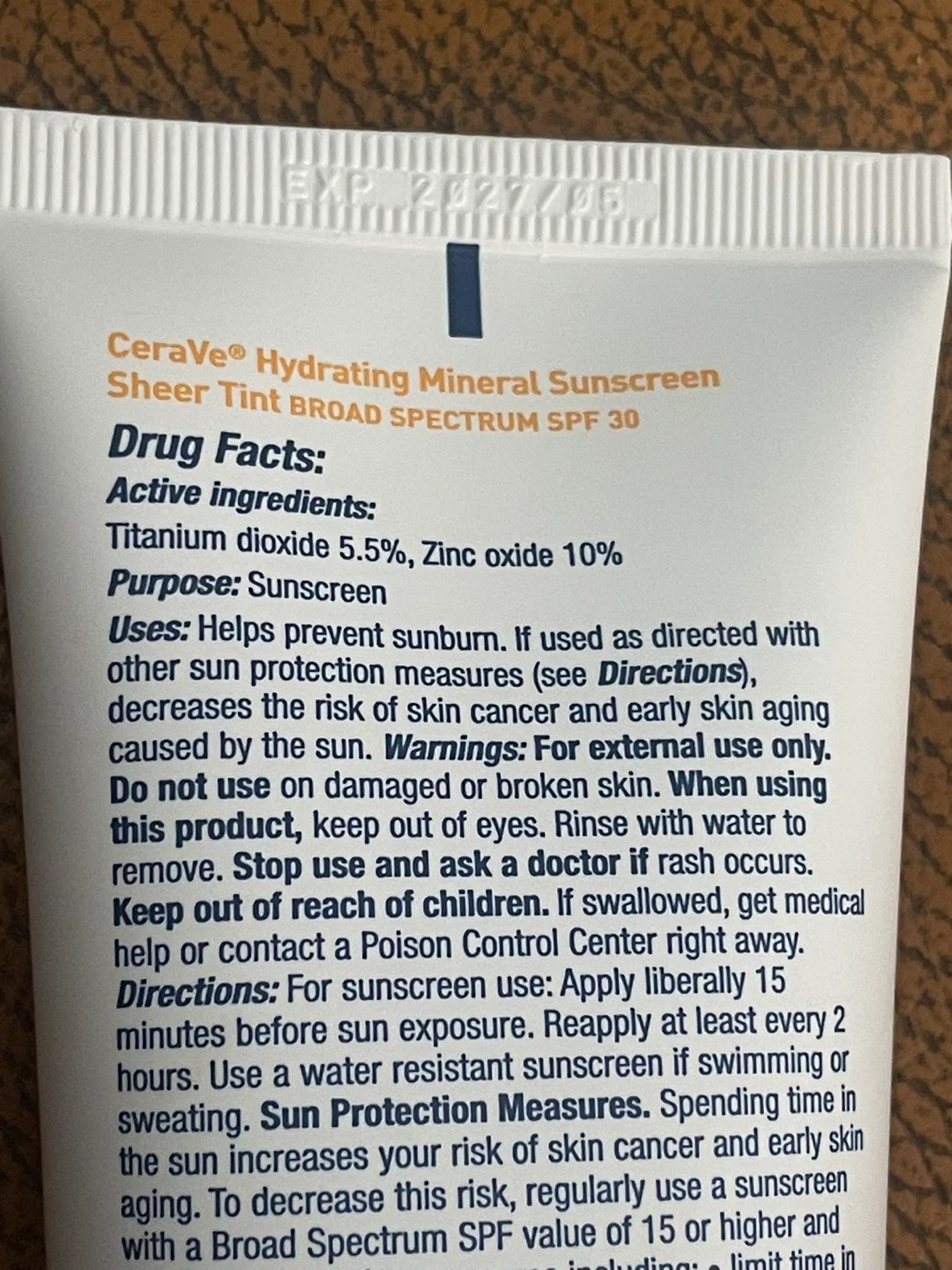 CeraVe Hydrating Mineral Sunscreen Sheer Tint SPF 30 50ml - photo 4