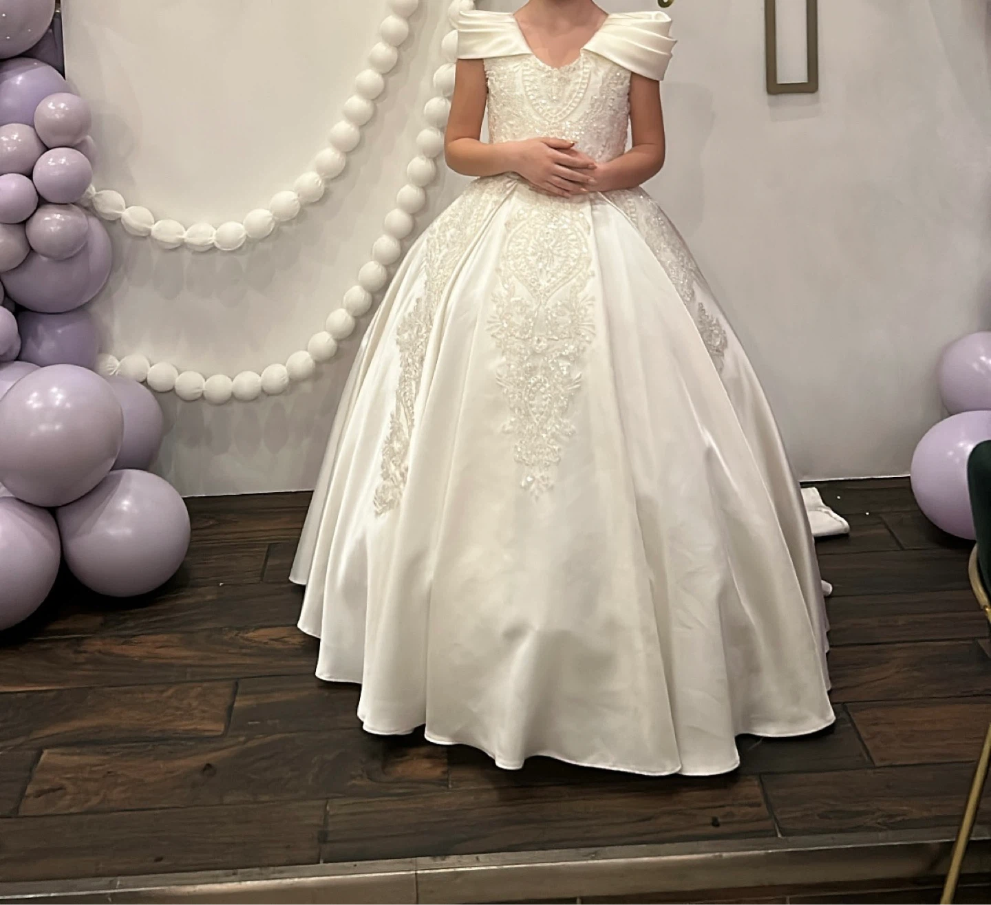 Communion dress White Flower Girl Dress with Beading