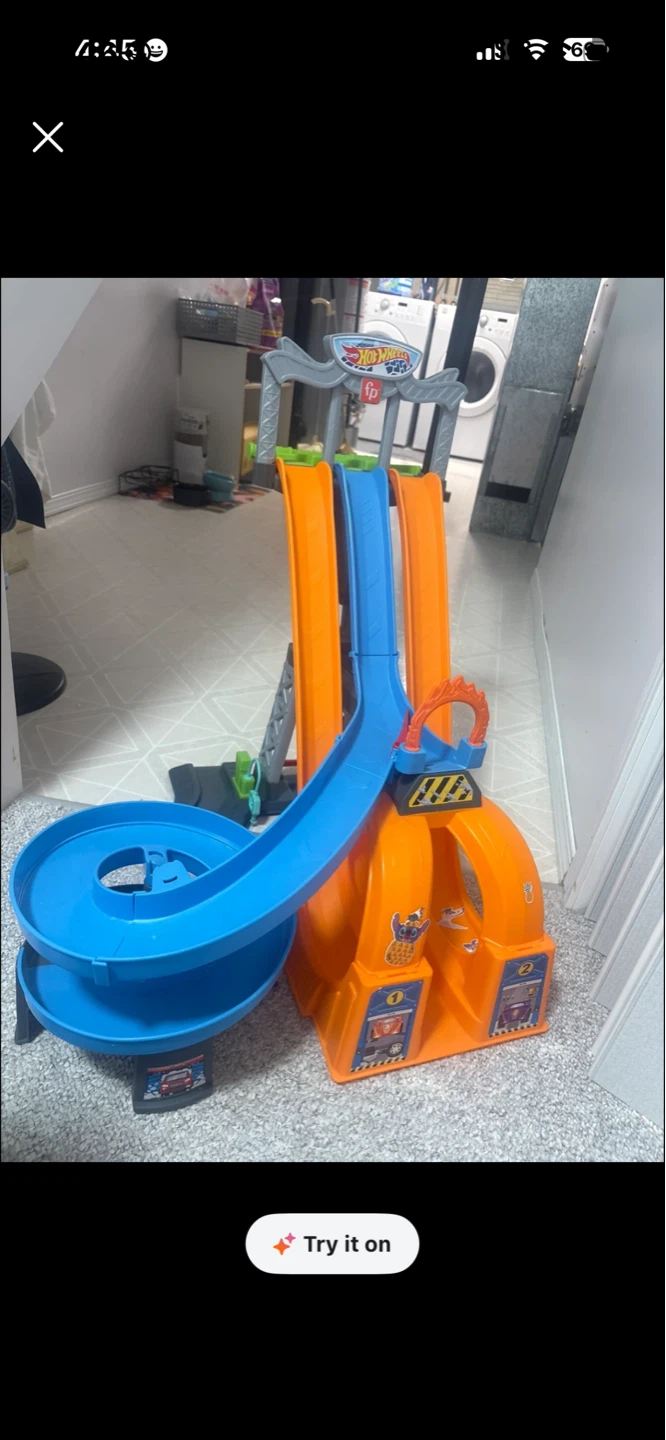 Hot Wheels Spiral Tower Track Set