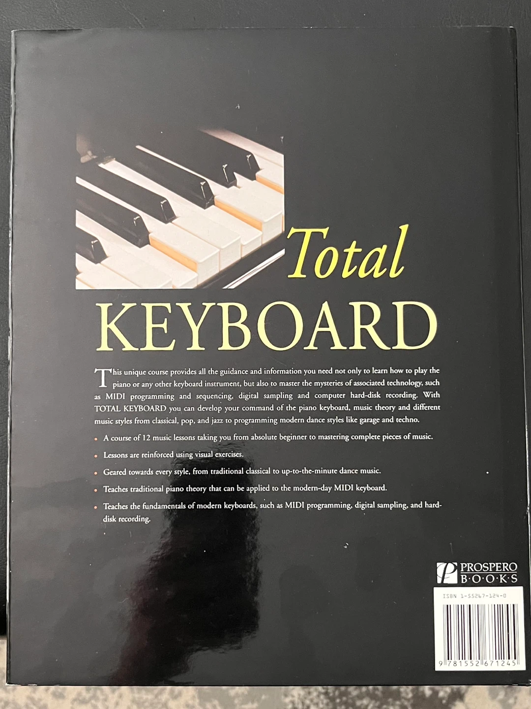 Total Keyboard: The Guide to Playing Electronic Keyboards - photo 2
