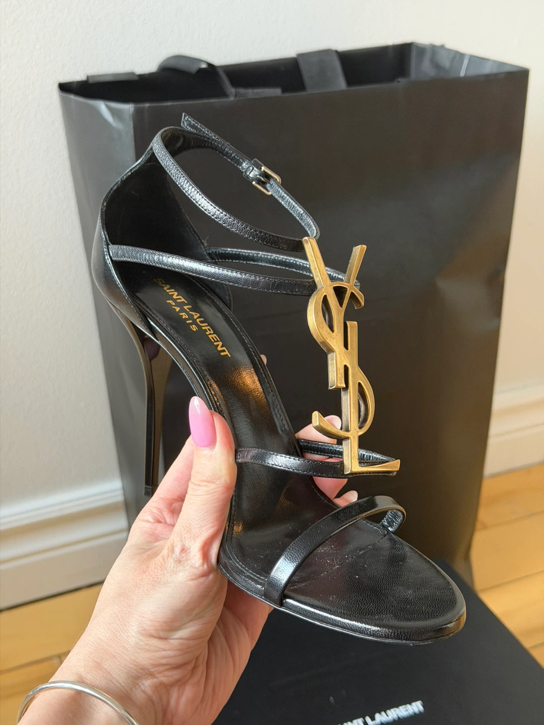 Saint Laurent Cassandra 100 YSL SA Sandals - Black - Size 40 - photo 4