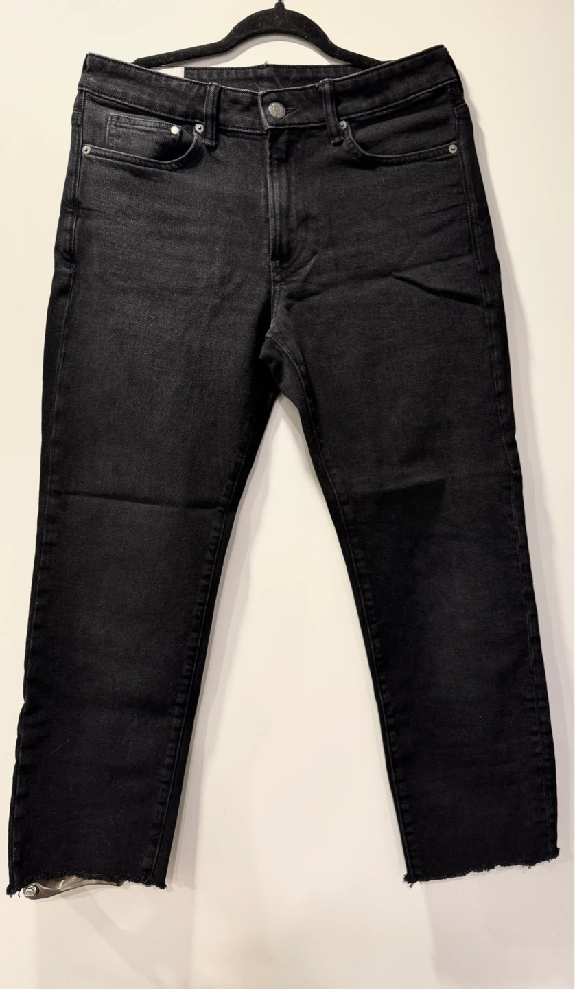 H&M Black Straight Regular Fit Jeans - Size 29/32